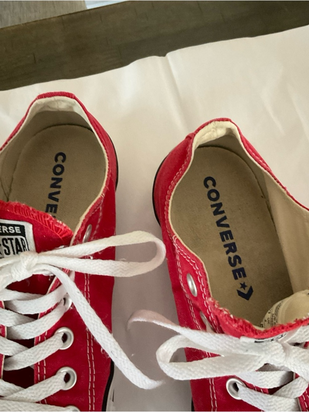 Converse All stars Red Pattern women size 8 - Picture 4 of 12